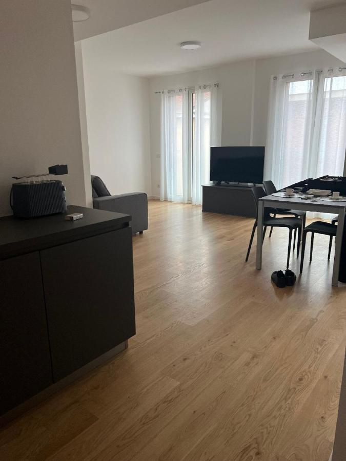 Number House - Number 9 Apartment มิลาน ภายนอก รูปภาพ
